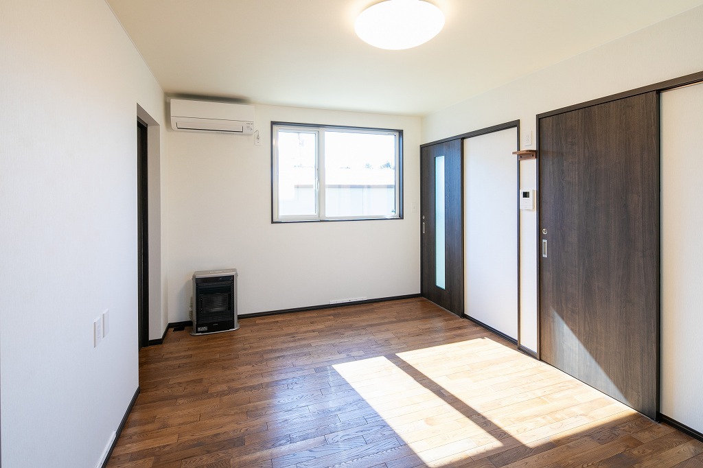 愛猫と暮らすタイニーハウス-WB HOUSE-